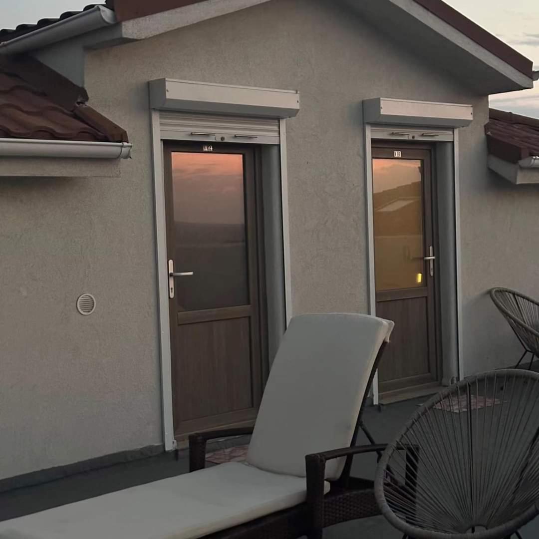 Casa Adiman Hotell Vama Veche Eksteriør bilde